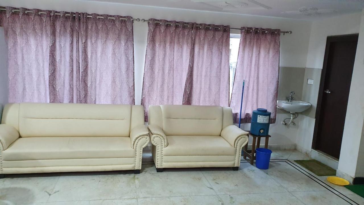 Hotel River View Khagaria エクステリア 写真